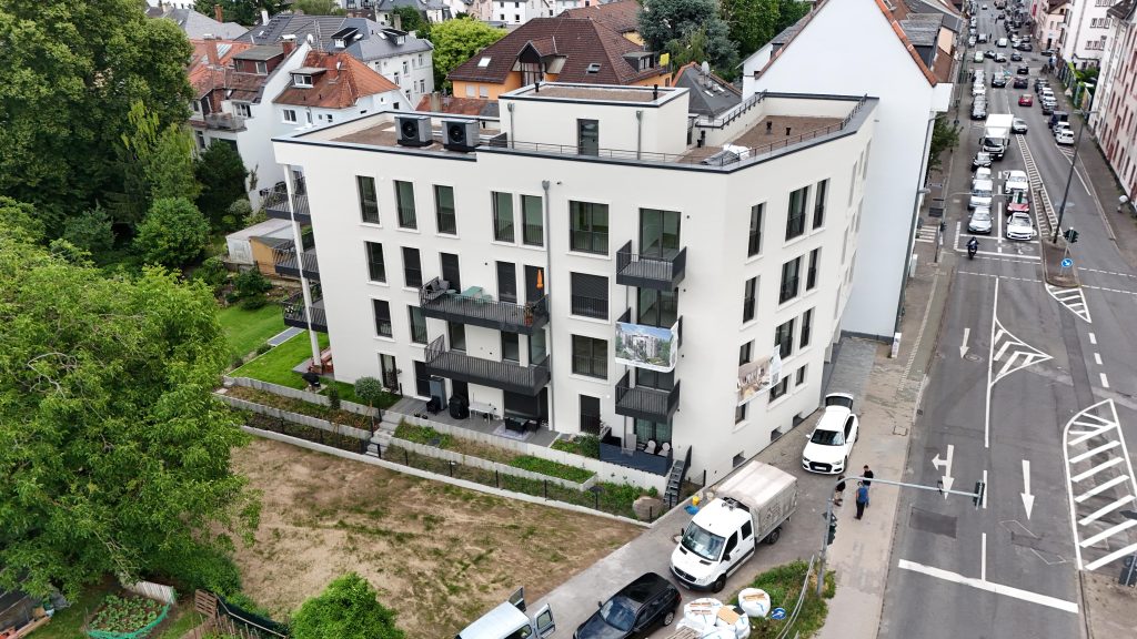 Neubau eines Mehrfamilienhauses mit Tiefgarage, Frankfurt-Rödelheim