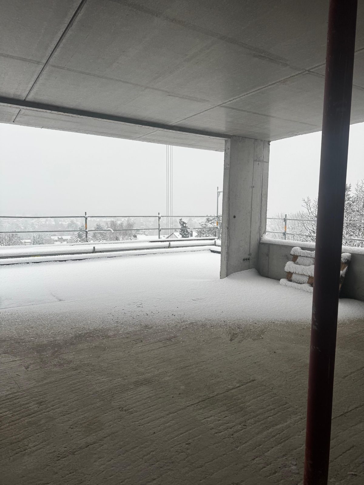 Fertige Decke im Innenbereich, Zweifamilienhaus Frankfurt-Bergen-Enkheim