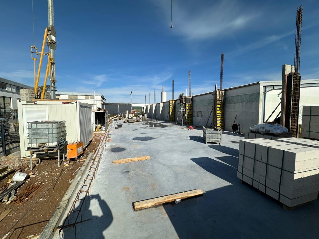 Herstellung der Gründung für eine Stahlhalle, Rödermark-Urberach